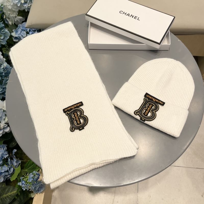 Burberry Caps Scarfs